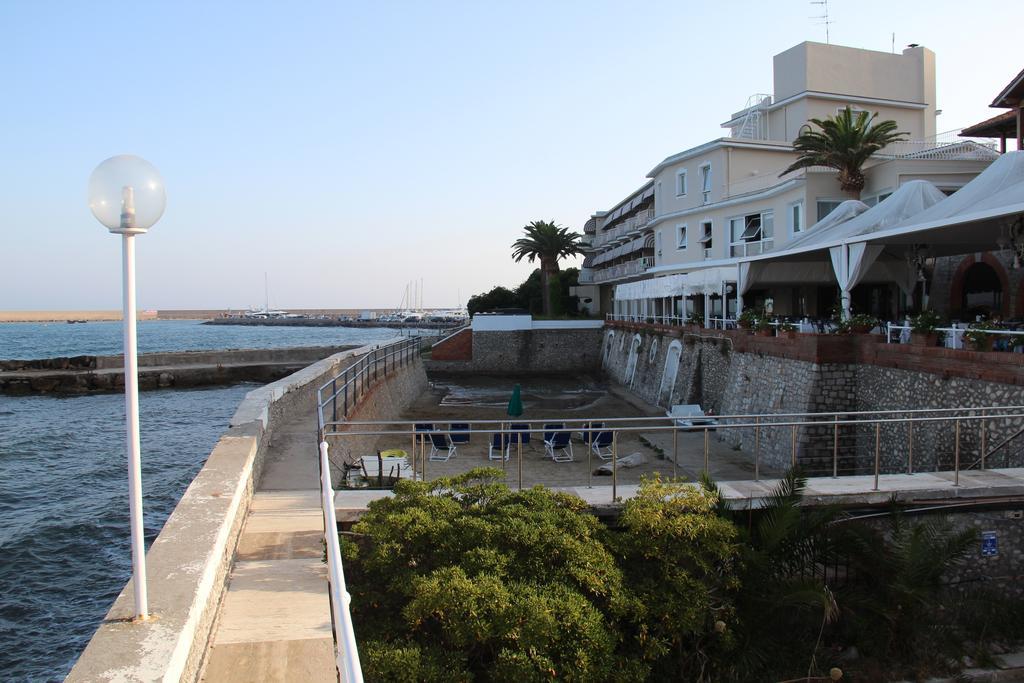 Hotel Ristorante Maga Circe San Felice Circeo Exterior photo